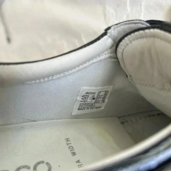 ECCO Soft 7 Womens Size 37 (US 6-6.5) Black Patent Leather Casual Sneakers Shoes - Picture 12 of 14